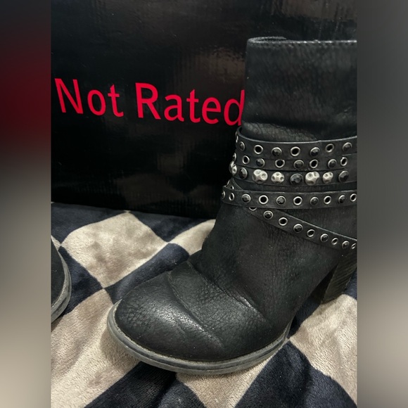 NOT RATED Heeled Boots - Picture 10 of 10